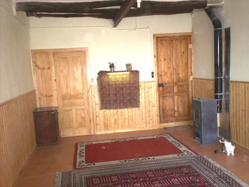 Rural Horizons On La Ruta Del Cister Hotel Forés Kültér fotó